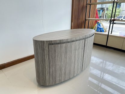 เคาน์เตอร์ 2 บานเปิด ทรงวงรี โครงไม้ MDF ลายไม้สีน้ำตาล
