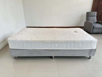 ที่นอนสปริง ขนาด 3.5 ฟุต แบรนด์ SOLOMON รุ่น MATTRESS