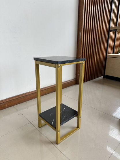 โต๊ะข้าง ท็อปไม้ MDF ลายหินอ่อน ขาเหล็กสีทอง