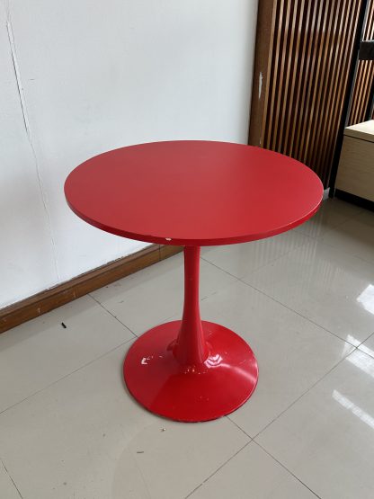โต๊ะทานอาหาร ท็อปไม้ MDF ทรงกลมสีแดง โครงขาเหล็กสีแดง