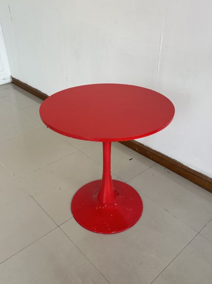โต๊ะทานอาหาร ท็อปไม้ MDF ทรงกลมสีแดง โครงขาเหล็กสีแดง