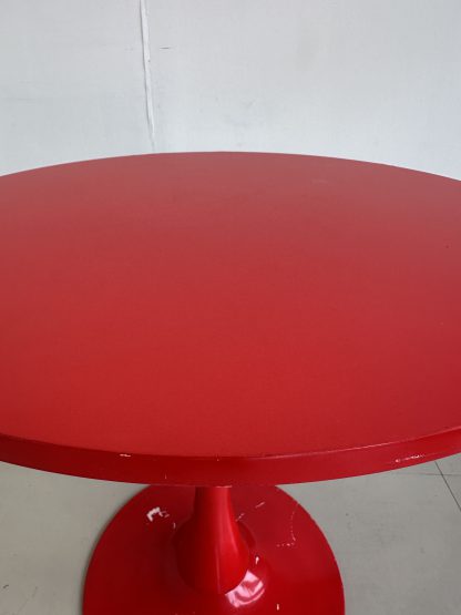 โต๊ะทานอาหาร ท็อปไม้ MDF ทรงกลมสีแดง โครงขาเหล็กสีแดง