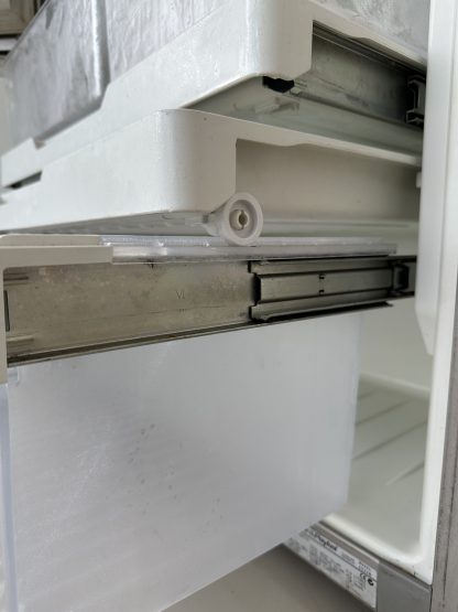 ตู้เย็น 2 ประตู แบรนด์ Fisher & Paykel รุ่น E522BRXFD5S