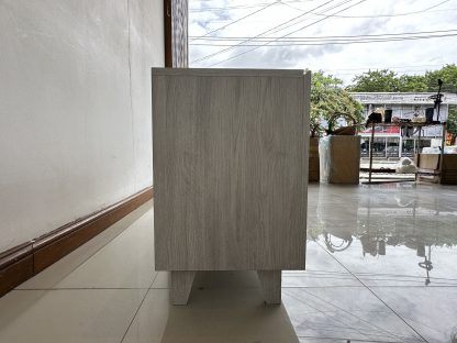 ตู้วางทีวี 3 บานเปิด โครงไม้ MDF ลายไม้สีเทา
