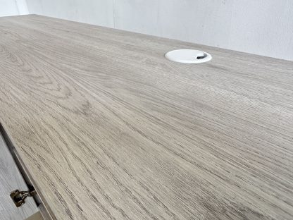 ตู้วางทีวี 3 บานเปิด โครงไม้ MDF ลายไม้สีเทา