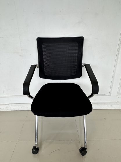 เก้าอี้สำนักงาน แบรนด์ PERFECT WORKING SOLUTION