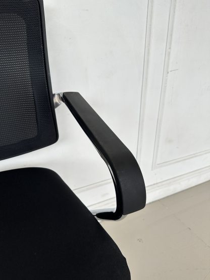 เก้าอี้สำนักงาน แบรนด์ PERFECT WORKING SOLUTION