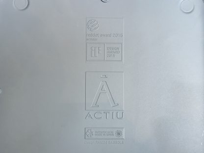 เก้าอี้ แบรนด์ ACTIU (Made in Spain) วัสดุพลาสติก Polypropylene กันแสง UV ได้ Design by RAMOS BASSOLS
