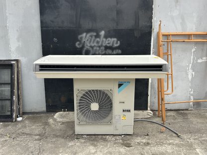 เครื่องปรับอากาศ แบรนด์ Daikin แรุ่ FHNQ36NV2S ขนาด 37,500 BTU