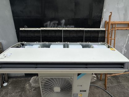 เครื่องปรับอากาศ แบรนด์ Daikin แรุ่ FHNQ36NV2S ขนาด 37,500 BTU