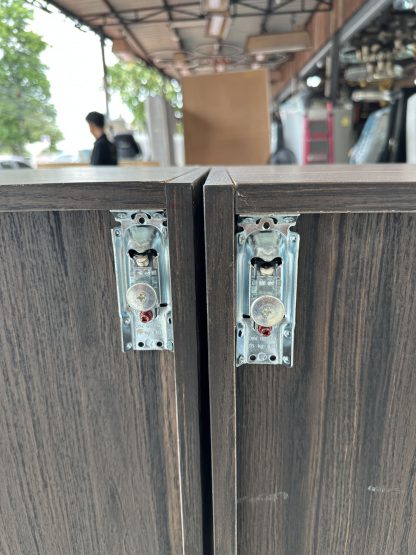 ชุดตู้ติดผนัง ตู้ A และ E หน้าบานกระจกขอบอลูมิเนียม โครงไม้ MDF สีน้ำตาลลายไม้