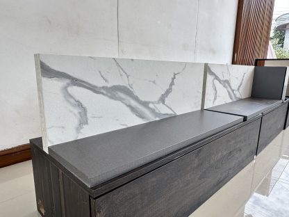 ชุดตู้วางทีวีติดผนัง พร้อมชั้นโชว์ แบรนด์ SB FURNITURE
