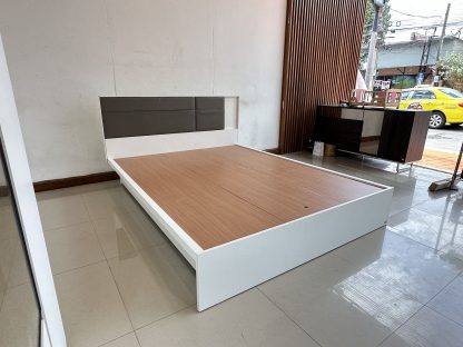 เตียง ขนาด 5 ฟุต แบรนด์ SB FURNITURE