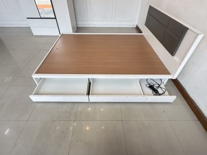 เตียง ขนาด 5 ฟุต แบรนด์ SB FURNITURE