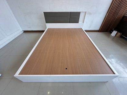 เตียง ขนาด 5 ฟุต แบรนด์ SB FURNITURE