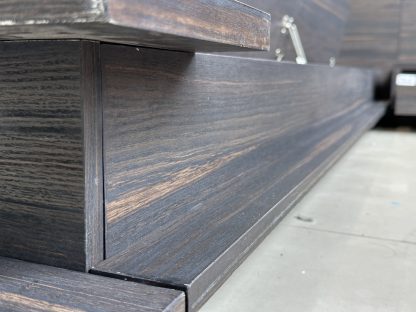 เตียง ขนาด 6 ฟุต แบรนด์ SB FURNITURE พร้อมตู้ข้างเตียง 1 ลิ้นชัก ซ้ายและขวา