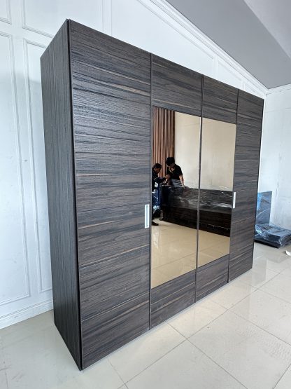 ตู้เสื้อผ้า 2 บานพับกระจกเงาสีชา แบรนด์ SB FURNITURE