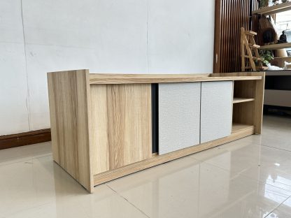 ตู้วางทีวี 3 บานเปิด แบรนด์ KONCEPT