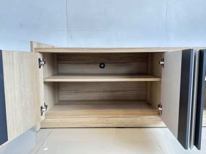 ตู้วางทีวี 3 บานเปิด แบรนด์ KONCEPT