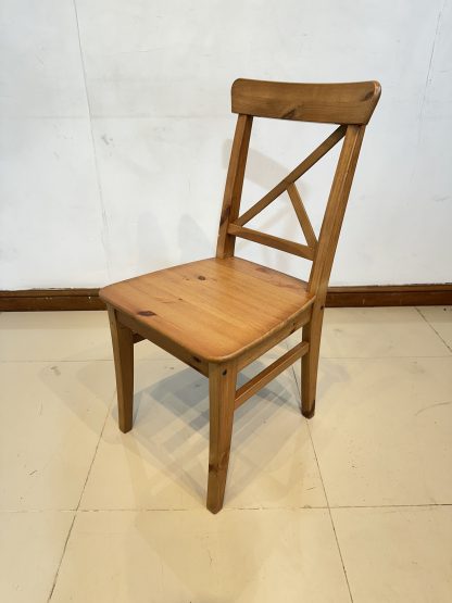 เก้าอี้ไม้สน แบรนด์ IKEA รุ่น INGOLF สีน้ำตาล