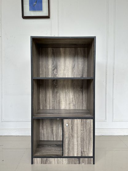 ตู้โชว์ 3 ช่องวางของ