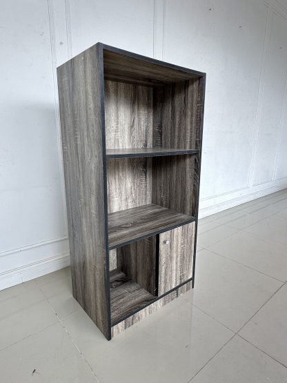 ตู้โชว์ 3 ช่องวางของ
