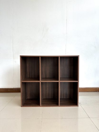 ตู้โชว์ 6 ช่องวางของ โครงไม้ MDF สีน้ำตาลลายไม้