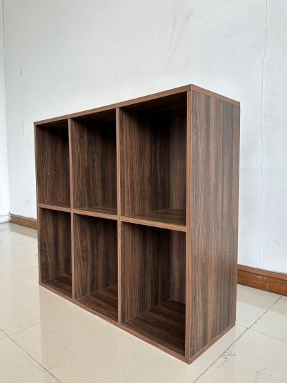 ตู้โชว์ 6 ช่องวางของ โครงไม้ MDF สีน้ำตาลลายไม้