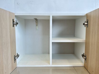 ตู้แขวนติดผนัง 3 บานเปิด มือจับพลาสติก โครงไม้ MDF สีบีช