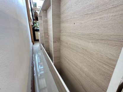 เตียง ขนาด 5 ฟุต โครงไม้ MDF สีบีชลายไม้ พร้อมตู้ข้างเตียง 2 ใบ