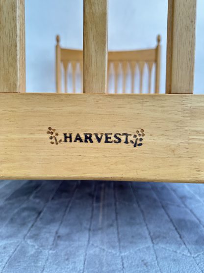 เตียงไม้สนประสาน ขนาด 3.5 ฟุต แบรนด์ HARVEST