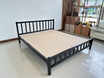 เตียงเหล็ก ขนาด 6 ฟุต ตีระแนงสีดำ