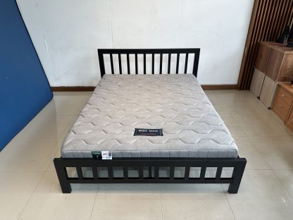 ที่นอนฟองน้ำ ขนาด 5 ฟุต แบรนด์ LUCKY MATTRESS