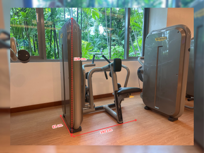 2 ฝึกกล้ามเนื้อแผ่นหลังส่วนบน แบรนด์ Technogym (Element Low Row)