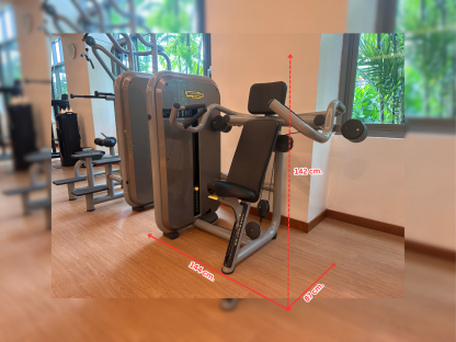 9 เครื่องฝึกเบนช์กดไหล่แบบนั่ง แบรนด์ Technogym (Shoulder Press)