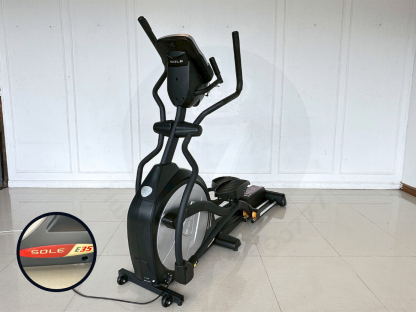 14 เครื่องเดินวงรี แบรนด์ SOLE Elliptical รุ่น E35