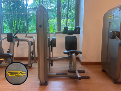 15 เครื่องฝึกหน้าท้อง แบรนด์ Technogym (Element Abdominal)