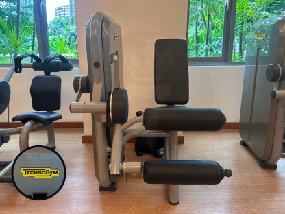 8 เครื่องบริหารขา แบรนด์ Technogym (Element Leg Curl)