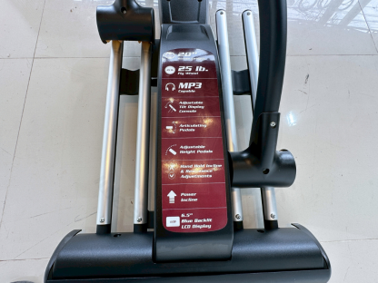 14 เครื่องเดินวงรี แบรนด์ SOLE Elliptical รุ่น E35