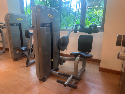 15 เครื่องฝึกหน้าท้อง แบรนด์ Technogym (Element Abdominal)