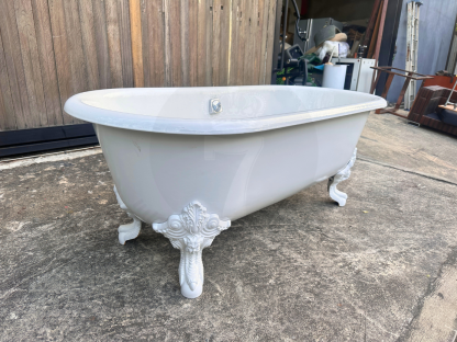 29 อ่างอาบน้ำเหล็กหล่อ ขาสิงห์ แบรนด์ KOHLER