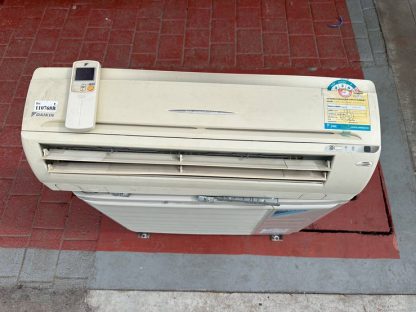 เครื่องปรับอากาศ 9,000 BTU แบรนด์ DAIKIN รุ่น FTE0HV25 ผลิตปี 2008