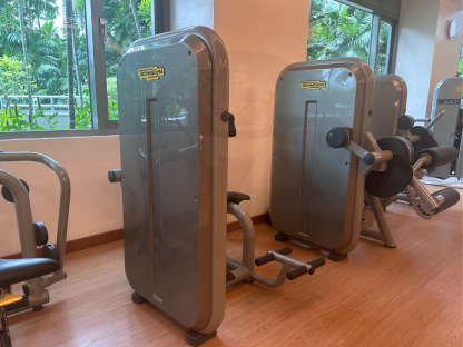15 เครื่องฝึกหน้าท้อง แบรนด์ Technogym (Element Abdominal)