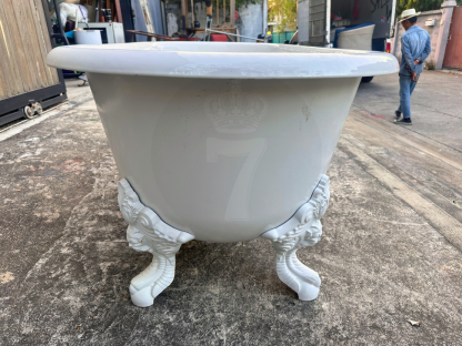 29 อ่างอาบน้ำเหล็กหล่อ ขาสิงห์ แบรนด์ KOHLER