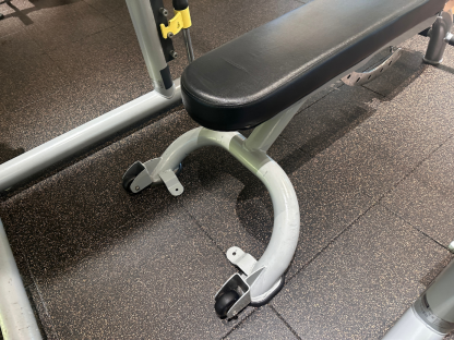 16 ม้านั่งยกน้ำหนักปรับระดับได้ (Adjustable Bench)
