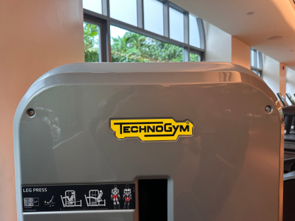 17 เครื่องออกกำลังกาย แบรนด์ Technogym Element (Leg Press)