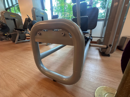 17 เครื่องออกกำลังกาย แบรนด์ Technogym Element (Leg Press)