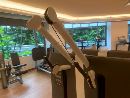 18 เครื่องฝึกกล้ามเนื้อดึงส่วนบน แบรนด์ Technogym (Kinesis Hight Pull)