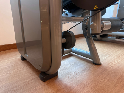 6 เครื่องกดขา แบรนด์ Technogym Element Leg Extention