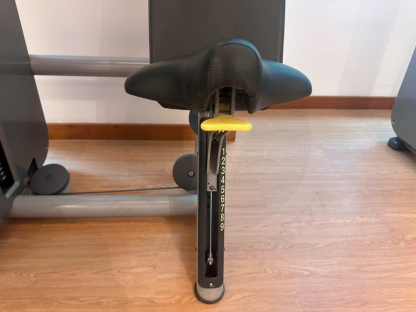 9 เครื่องฝึกเบนช์กดไหล่แบบนั่ง แบรนด์ Technogym (Shoulder Press)